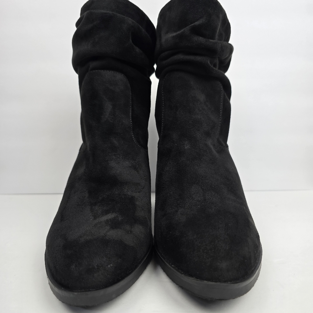 CL BY LAUNDRY Slouchy Block Heel Kalie Bootie Black Microsuede Womens Size 10 - Picture 4 of 12